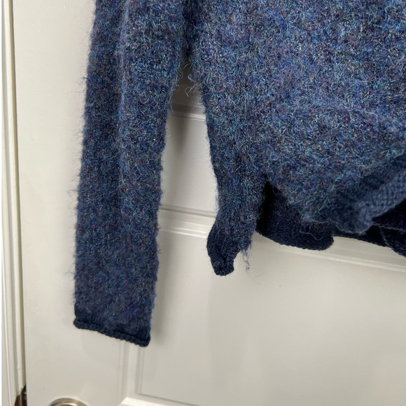 A.N.A. WOOL BLEND Mermaid Fuzzy Pocket Long Slv Distressed Sweater Side Slits M - Picture 3 of 9